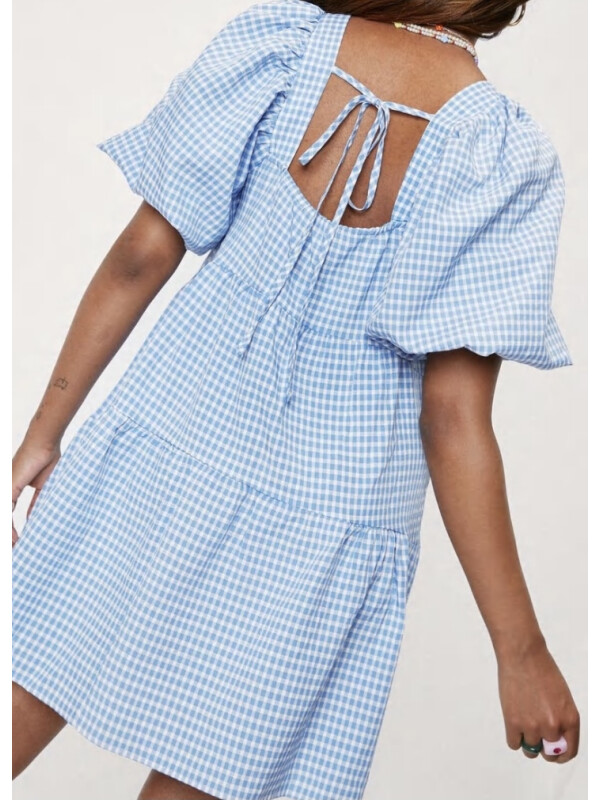 Rochie mini smock Nasty Gal