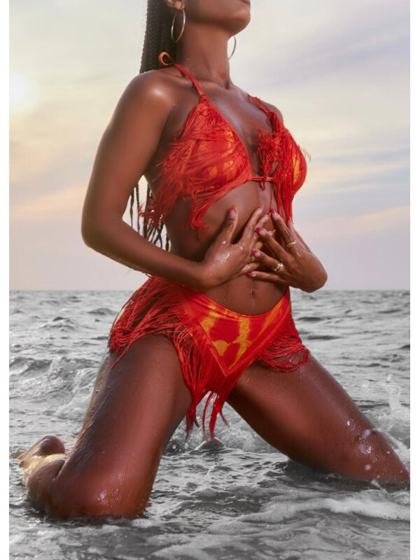 BIKINI CU DETALIU CIUCURI