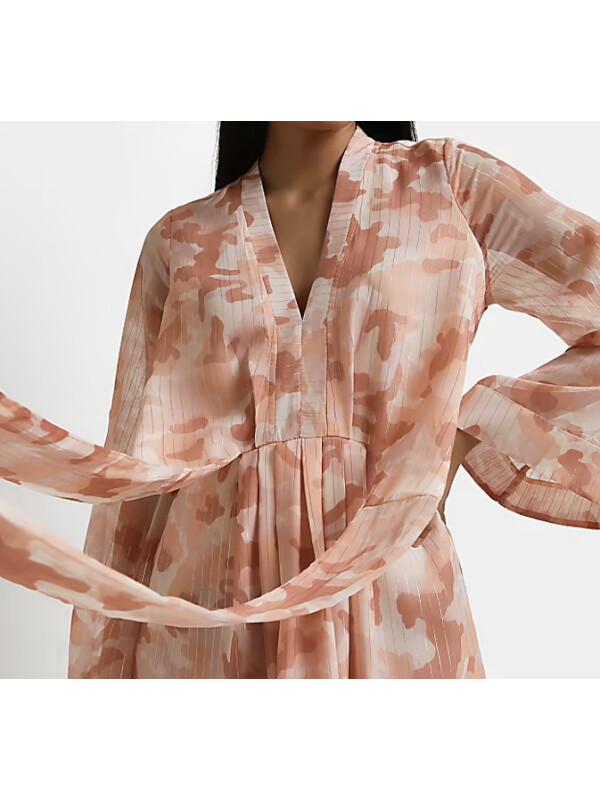 ROCHIE CAMO CU NOD IN FATA