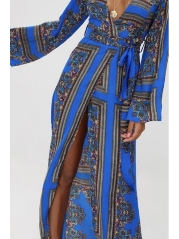 ROCHIE DETALIU CRĂPĂTURĂ