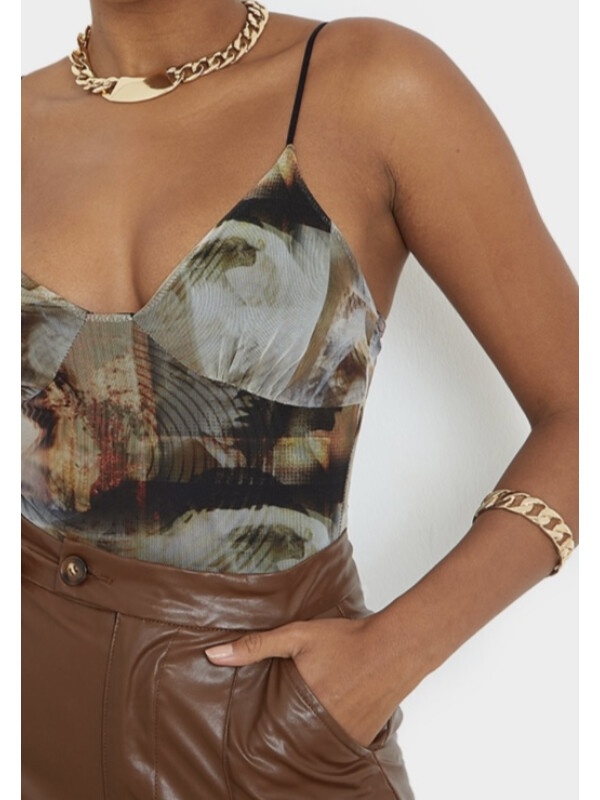 BODY NUDE MESH ABSTRACT 