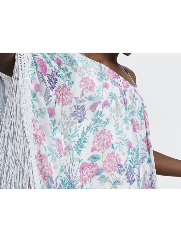 ROCHIE CU FRANJURI LA TIV