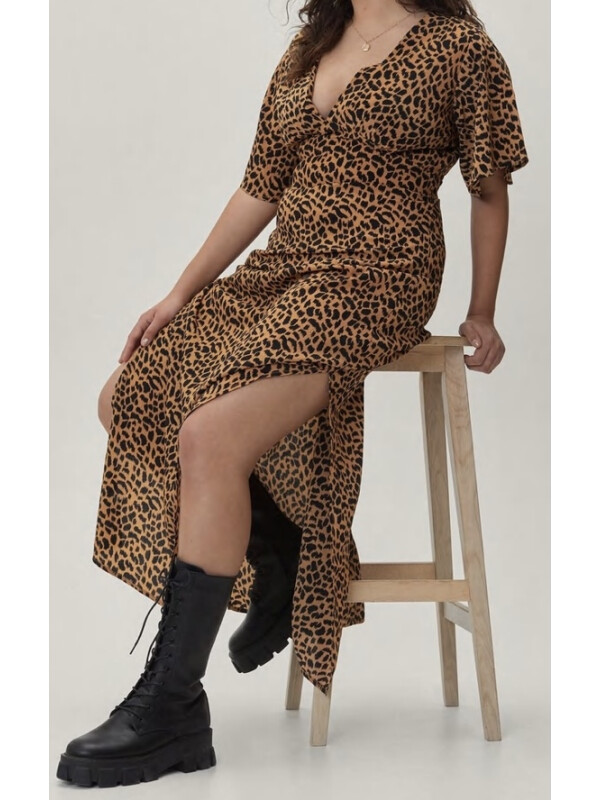 Rochie leopard Nasty Gal