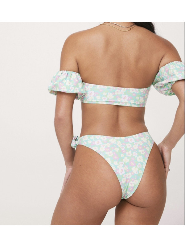 Set cu mâneci bufante cu flori