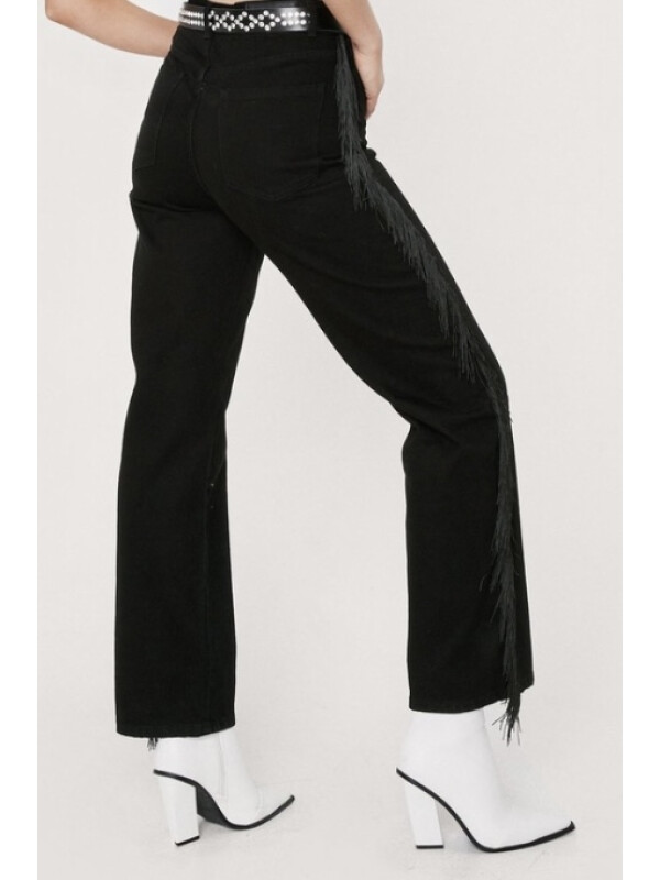 Blugi cu franjuri Nasty Gal