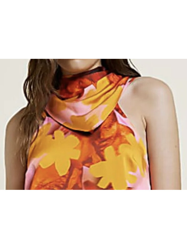 ROCHIE CU EȘARFA LA GÂT