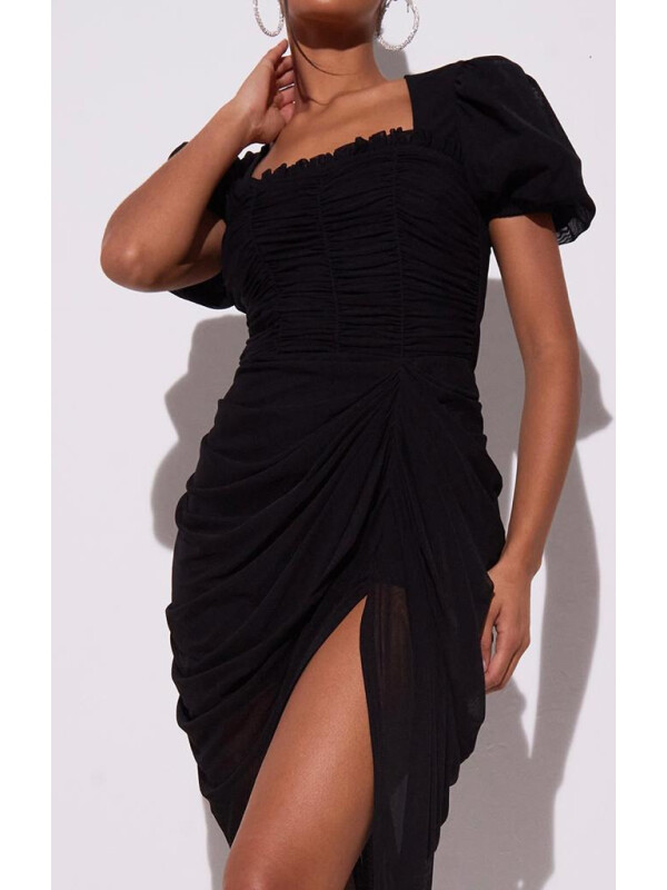 ROCHIE DIN PLASĂ NEAGRĂ 