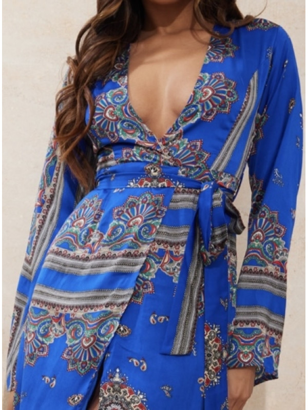 ROCHIE DETALIU CRĂPĂTURĂ