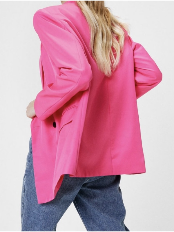 Sacou supradimensionat captusit cu umeri