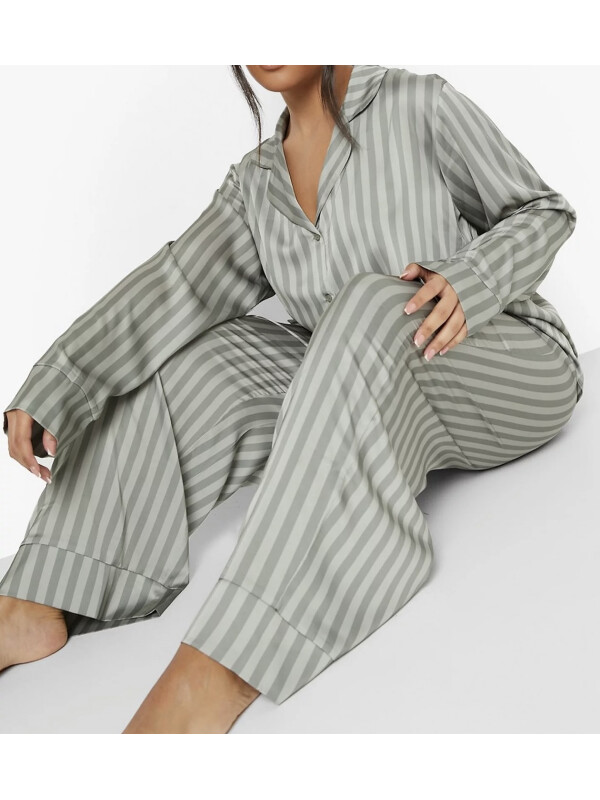 PLUS SATIN CANDY STRIPE    