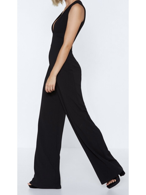 Salopetă cu decolteu în V 