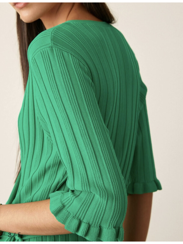 ROCHIE VERDE DIN TRICOT 