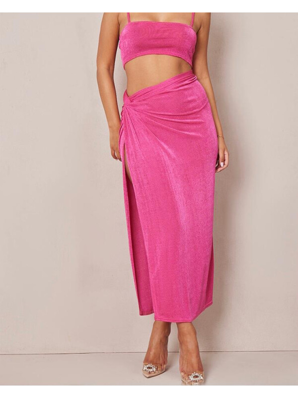 FUSTĂ CU DETALIU NOD