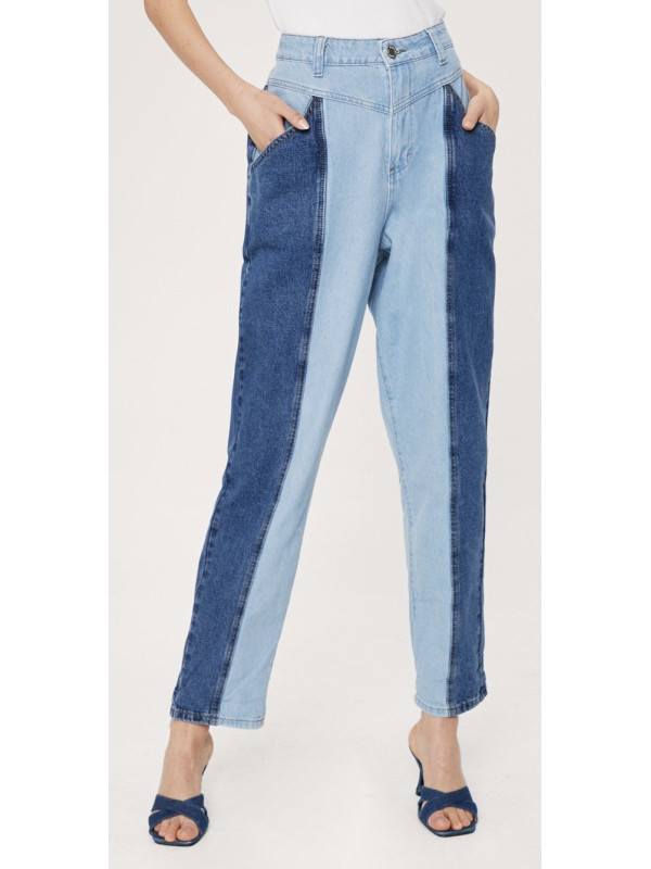 Blugi Mom Denim în două tonuri Nasty Gal