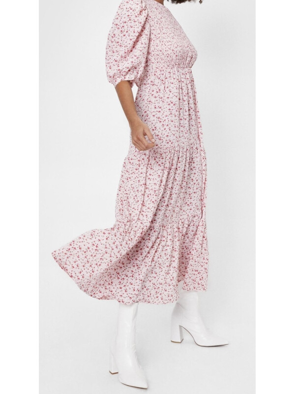 Rochie maxi cu panouri încrețite cu flori Ditsy Nasty Gal