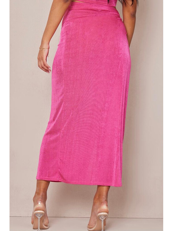 FUSTĂ CU DETALIU NOD