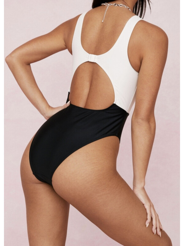 COSTUM DE BAIE DECUPAT ÎN DOUĂ TONURI 