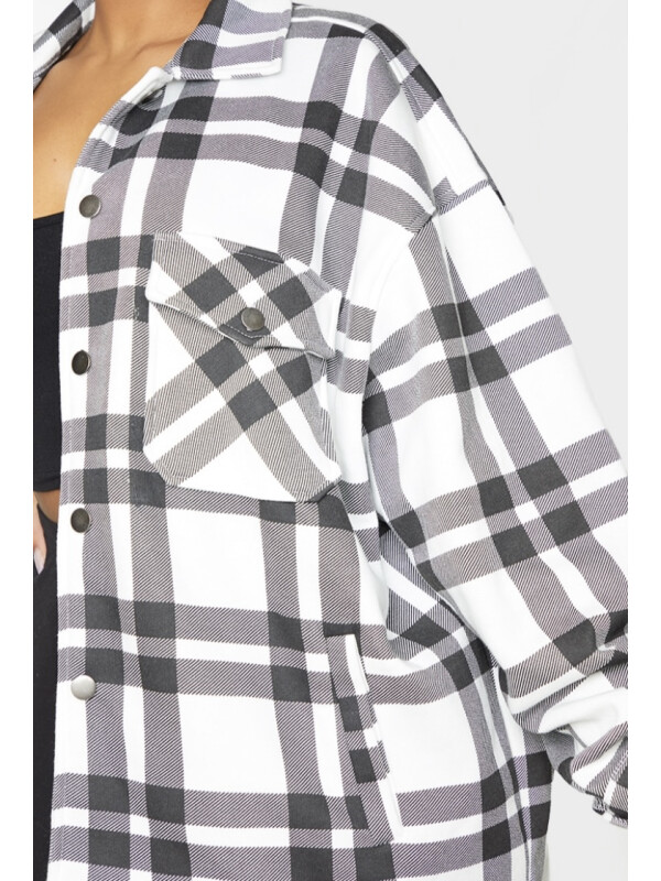 CĂMAȘĂ ÎN CAROURI