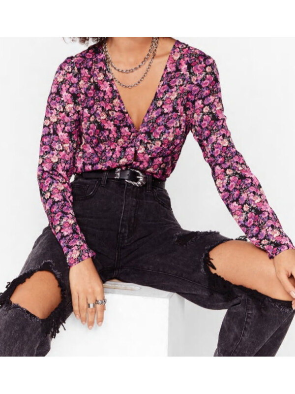 CĂMAȘĂ CU FLORI ÎNTUNECATE 