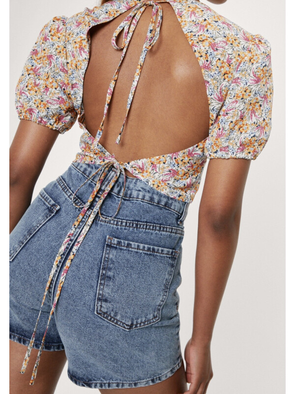 TOP CU IMPRIMEU FLORAL 