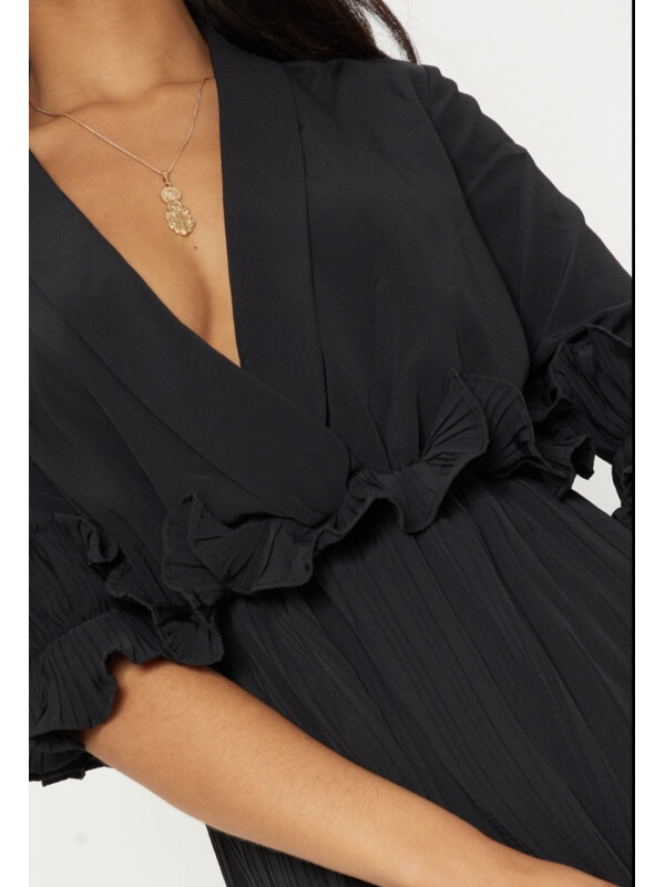 ROCHIE SKATER PLURI CU DETALII NEGRU