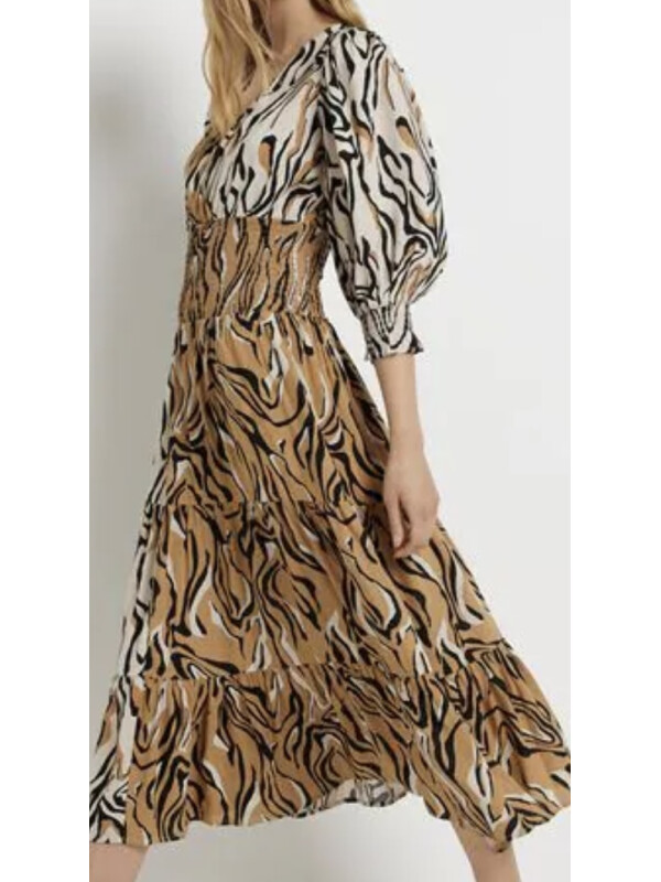 ROCHIE CU DECOLTEU IN V RIVER ISLAND 