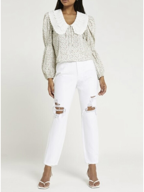 CĂMAȘĂ CU GULER DIN DANTELĂ