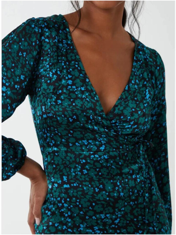 ROCHIE MIDI DIN SATIN CU DECOLTEU