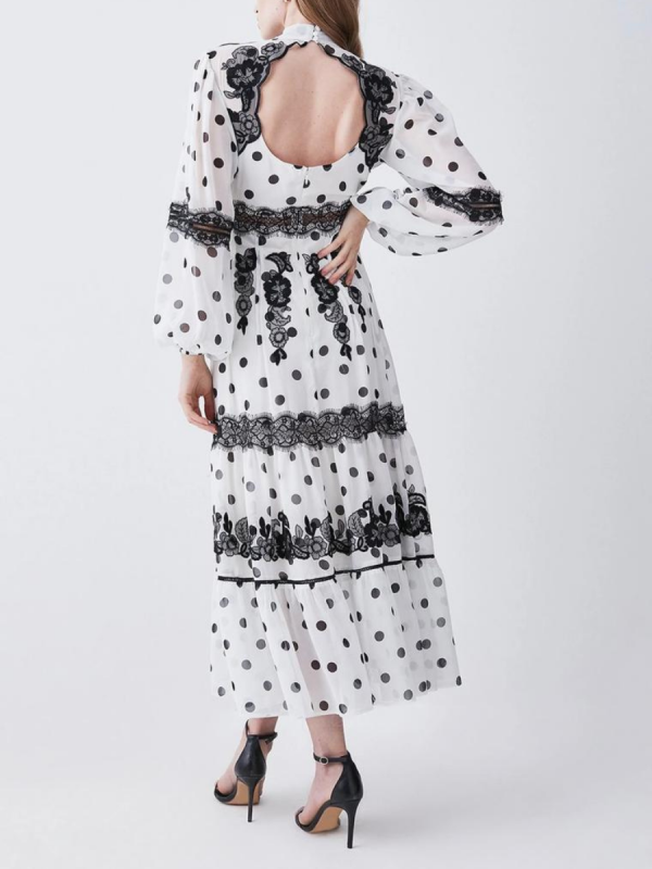 ROCHIE DIN DANTELA SI BRODERIE