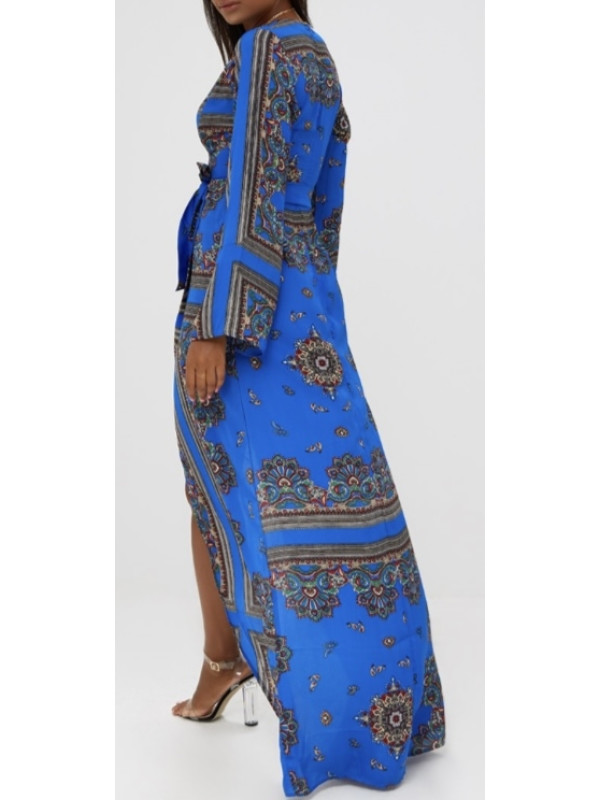 ROCHIE DETALIU CRĂPĂTURĂ