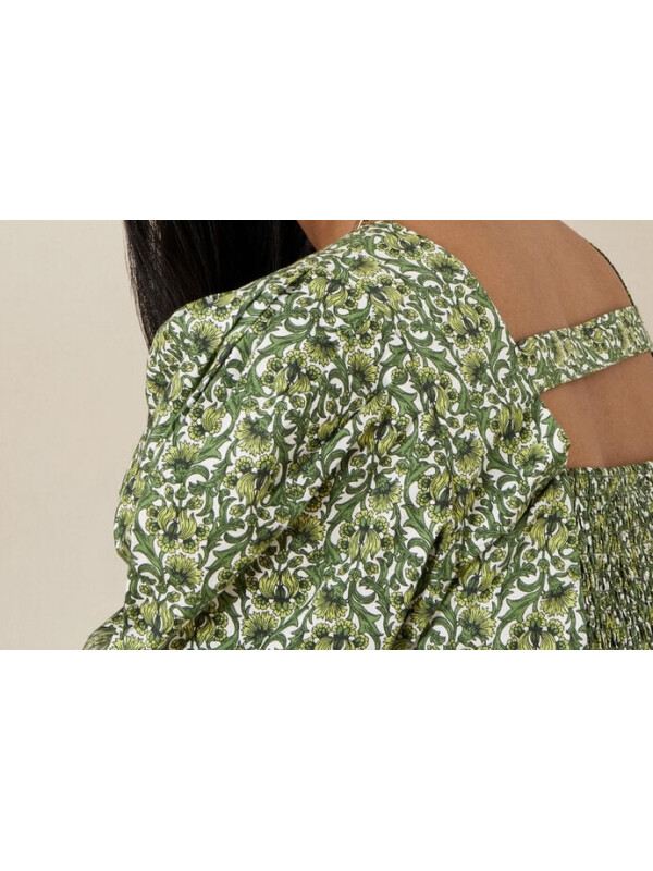 Top cu imprimeu floral,cu decolteu in forma de inima,verde