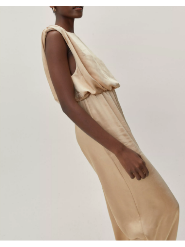 SALOPETĂ CU UMERI DIN SATIN 