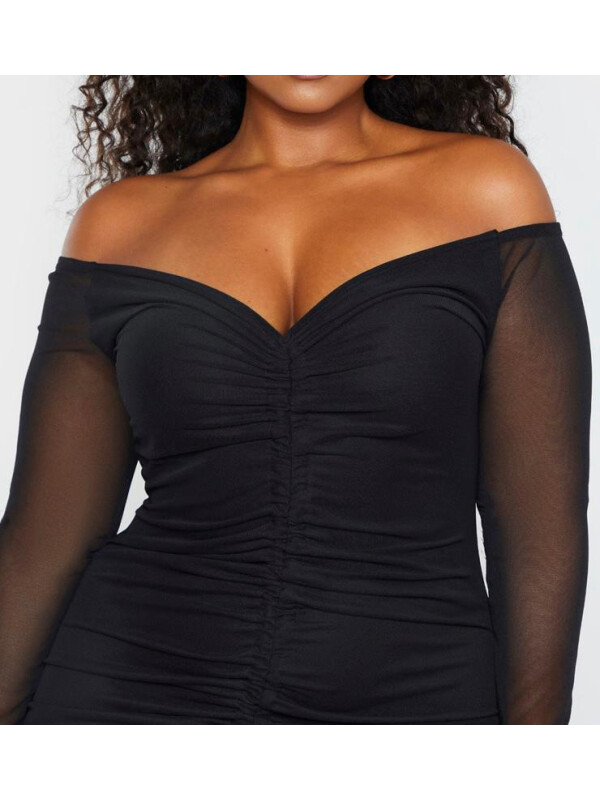 ROCHIE CU MÂNECI TRANSPARENTE 