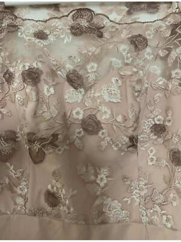 ROCHIE CU MÂNECI BUFANTE BRODATE