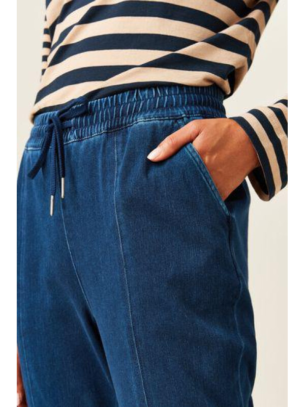 PANTALONI DENIM DIN JERSEU