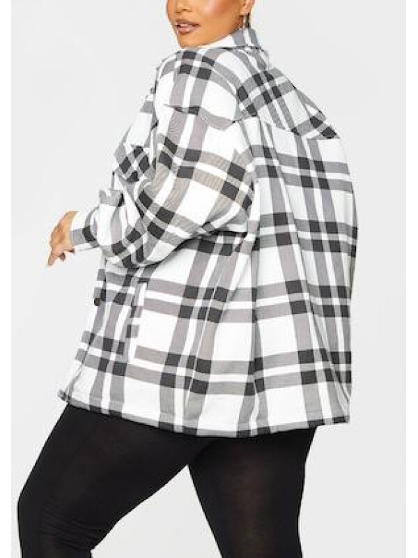 CĂMAȘĂ GROASĂ CU CAPSE