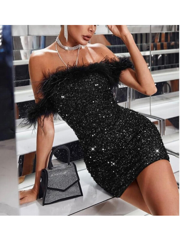 ROCHIE CU DETALIU PUF SI PAIETE