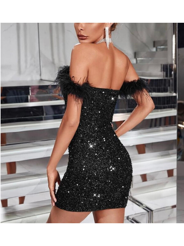 ROCHIE CU DETALIU PUF SI PAIETE