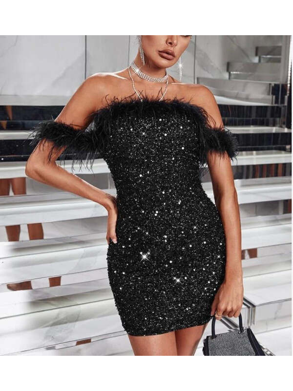 ROCHIE CU DETALIU PUF SI PAIETE