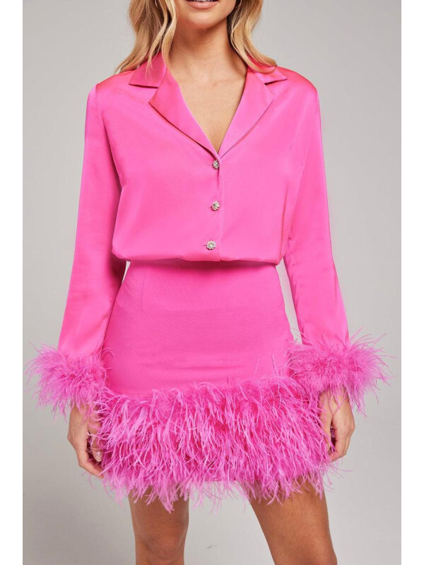 COSTUM CU DETALII PENE 