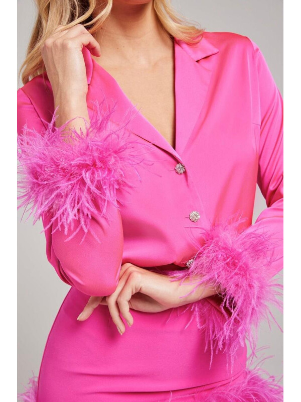 COSTUM CU DETALII PENE 