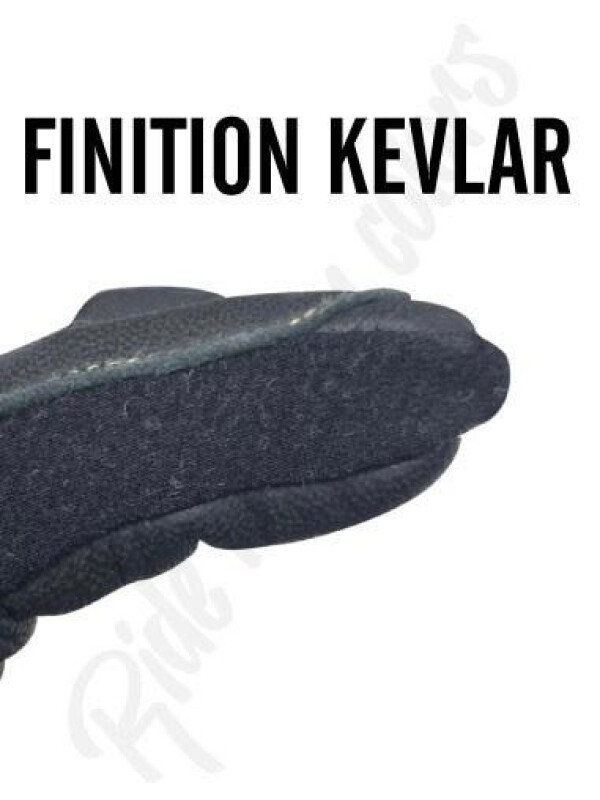 COSTUM DE MOTOCICLETĂ