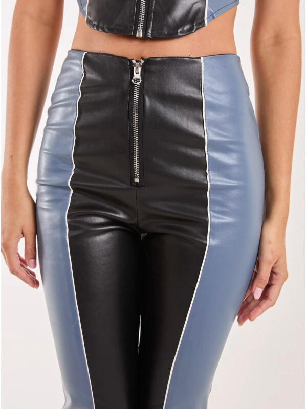 PANTALONI UȘOR EVAZAȚI