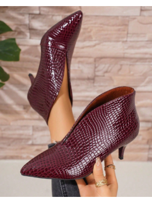 Cizme scurte cu vârful ascuțit, 