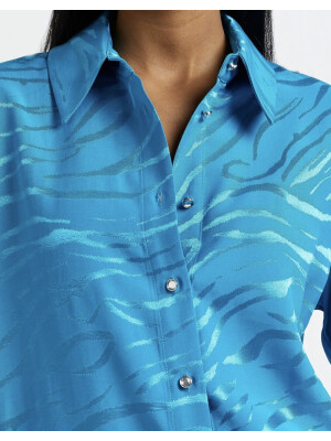 CĂMAȘĂ DIN SATEN ALBASTRU ELECTRIC 