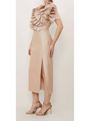 Rochie maxi Bardot lungă, din tafta metalică, decorată cu rozetă