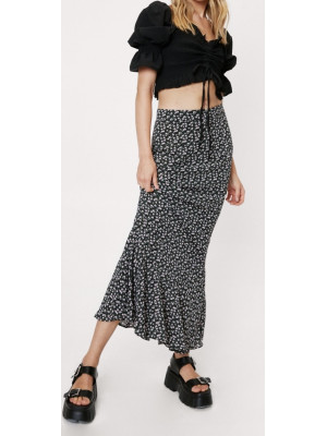 Bluza crop texturat Nasty Gal