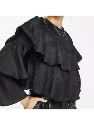 BLUZA DIN SATIN CU VOLANE