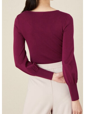 Pulover cu decolteu rotund adâncit,culoare visiniu