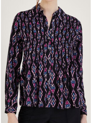 Bluză cu imprimeu Ikat și fronseuri, realizată din LENZING™ ECOVERO™